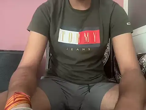 Snapshot of sexyaarsh chatting on 03/09/26, 04:38 sexyaarsh online show from 03/09/26, 04:38