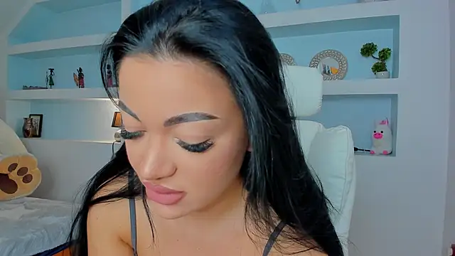 Snapshot of juicyjulie_ chatting on 10/10/25, 07:51 juicyjulie online show from 10/10/25, 07:51