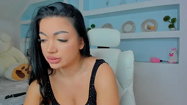 Snapshot of juicyjulie_ chatting on 10/11/25, 06:23 juicyjulie online show from 10/11/25, 06:23