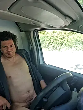 twitshe online show from 04/17/26, 09:45