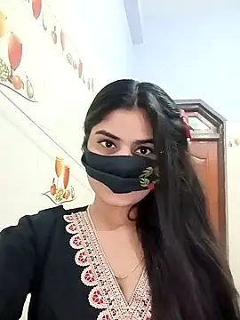 Hot-Soniya733 online show from 02/17/26, 07:53