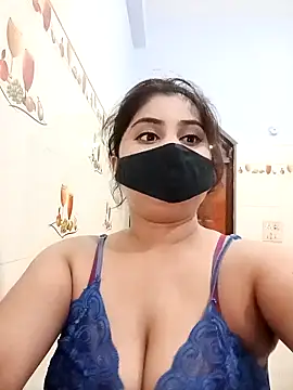 Hot-Soniya733 online show from 04/01/26, 11:33