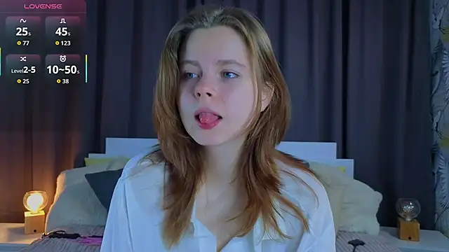 JulietteRain online show from 11/02/25, 04:31