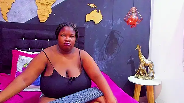 Maiam  Rossi online show from 11/21/25, 11:53