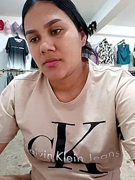 Snapshot of burbuja02 chatting on 02/04/26, 02:23 burbuja02 online show from 02/04/26, 02:23