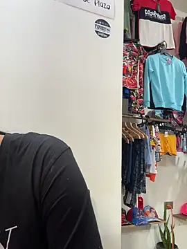 Snapshot of burbuja02 chatting on 04/10/26, 03:06 burbuja02 online show from 04/10/26, 03:06