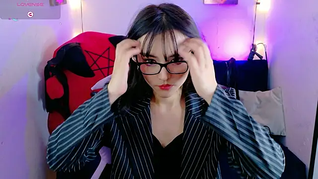 MiaVelvetDoll online show from 11/25/25, 01:44