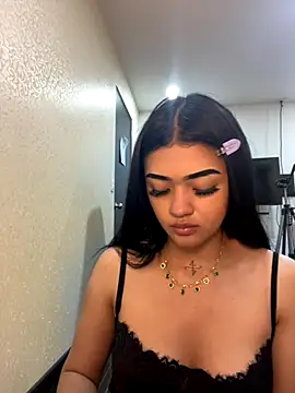 EmmaStonns online show from 10/25/25, 07:52