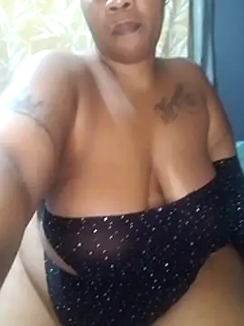 SEXYHUGEASS21 online show from 05/21/26, 05:47