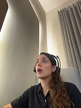 Sophia House  online show from 02/03/26, 01:38