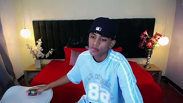 jhos padill online show from 09/29/25, 01:16