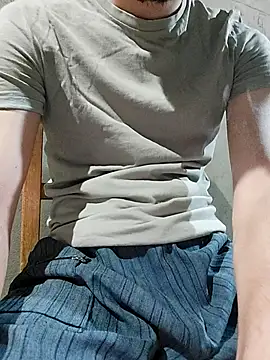 RaoufDz17cm online show from 09/18/25, 08:22