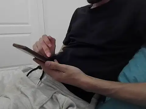 RaoufDz17cm online show from 10/09/25, 07:45