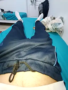 RaoufDz17cm online show from 10/14/25, 08:42