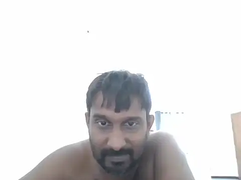 Snapshot of Chathutharu chatting on 10/15/25, 05:29 Chathutharu online show from 10/15/25, 05:29