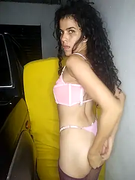 lucerocutte online show from 10/10/25, 02:54