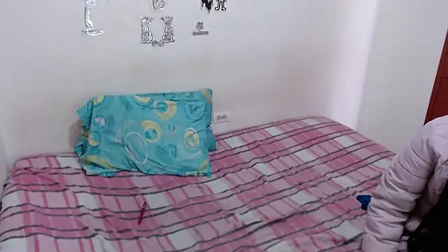 EvaHarryy online show from 04/09/26, 09:31