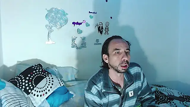 Snapshot of EvaHarryy chatting on 05/01/26, 03:00 EvaHarryy online show from 05/01/26, 03:00