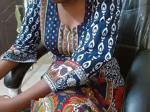 shallyji online show from 10/14/25, 04:57