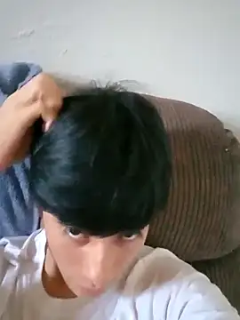 LUISSLEONN0958 online show from 09/13/25, 11:59