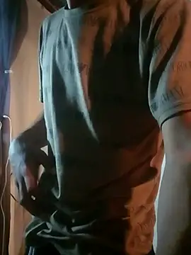 LUISSLEONN0958 online show from 11/05/25, 08:25