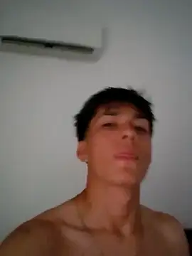 LUISSLEONN0958 online show from 11/09/25, 10:30