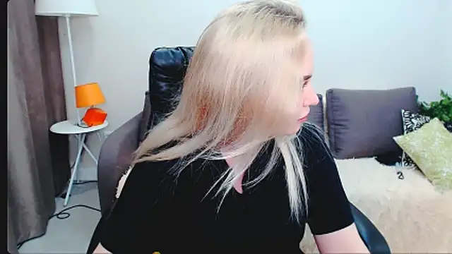 LiluMoon   online show from 03/26/26, 04:56