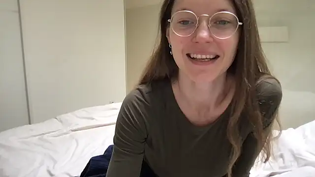 Scorpion Peach online show from 01/10/26, 10:50