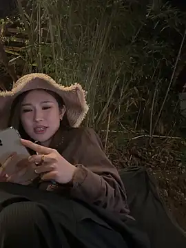 Manson13333 online show from 04/05/26, 12:57