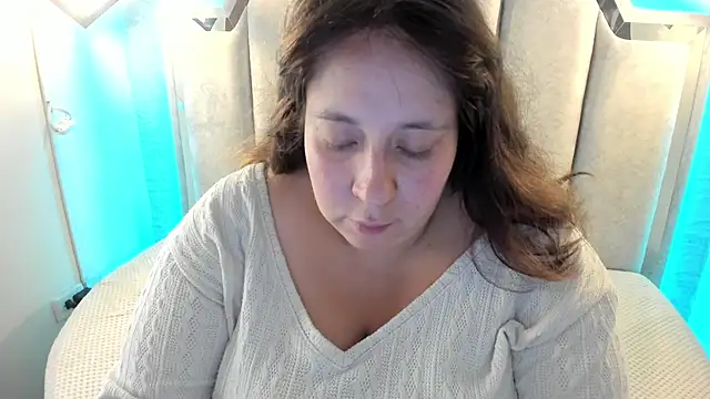  Emily rosee  online show from 09/13/25, 12:27