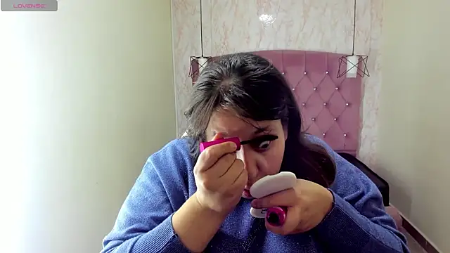  Emily rosee  online show from 10/02/25, 12:23