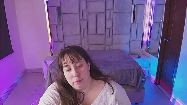  Emily rosee  online show from 01/13/26, 11:48