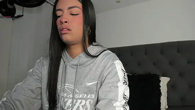 VictoriaParkeer online show from 04/17/26, 11:02