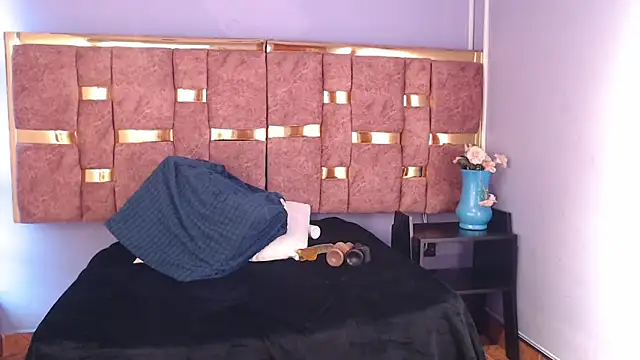 shantall 05 online show from 03/12/26, 10:27