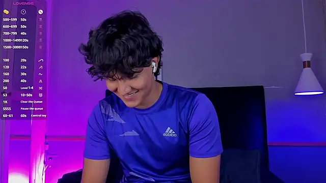 Leo Savage  online show from 11/25/25, 03:50