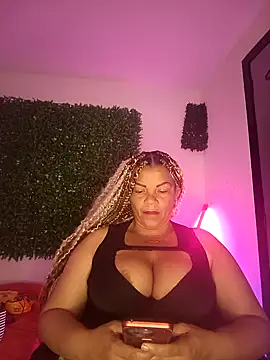 Eva Luxei online show from 11/15/25, 12:23