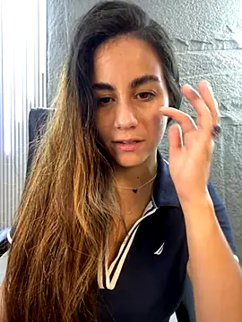 Snapshot of CamileX chatting on 09/26/25, 01:37 CamileX online show from 09/26/25, 01:37