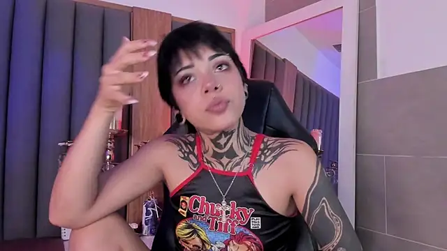 misstomie  online show from 03/13/26, 09:32