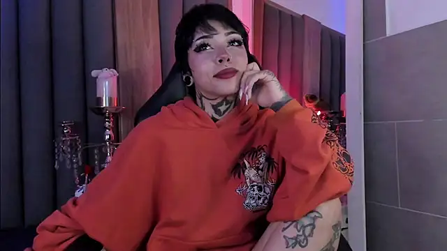 misstomie  online show from 04/03/26, 07:06