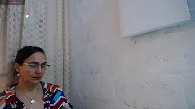 gabbyparker  online show from 09/11/25, 12:49