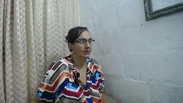 Snapshot of gabbyparker_ chatting on 02/20/26, 09:43 gabbyparker online show from 02/20/26, 09:43