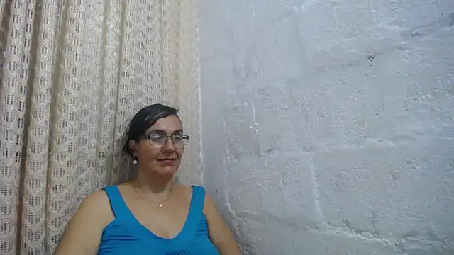 gabbyparker  online show from 05/01/26, 10:53