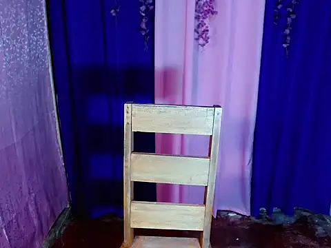 addicted to alex online show from 12/21/25, 01:40