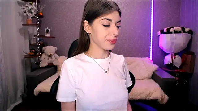 Dianaa Lee0 online show from 02/17/26, 03:51