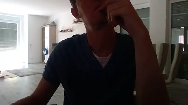 Snapshot of Trockenbau chatting on 06/18/26, 08:58 Trockenbau online show from 06/18/26, 08:58