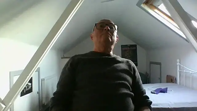 naughtygrandad1 online show from 11/04/25, 03:22