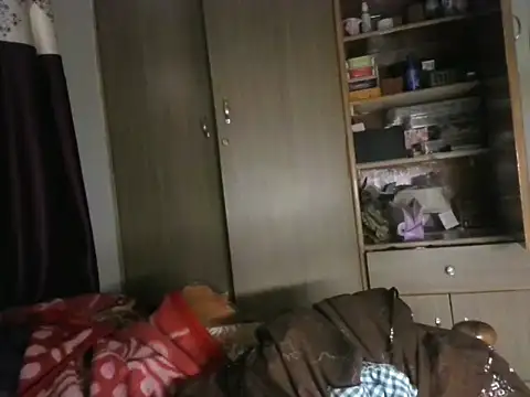 its me Rashmi online show from 11/25/25, 05:57