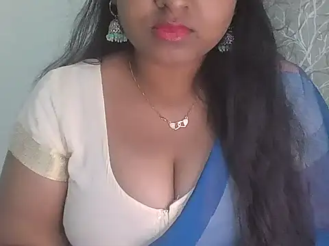 its me Rashmi online show from 02/06/26, 05:16