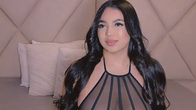 CharlotteeBrownn online show from 04/21/26, 04:19