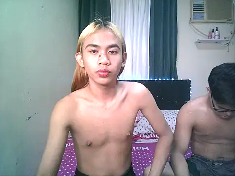 Sweet-shopia online show from 12/17/25, 02:23